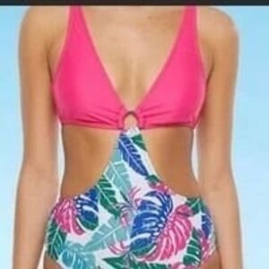 Decree Women's Monokini One Piece Swimsuit Juniors Size: Small. NWT